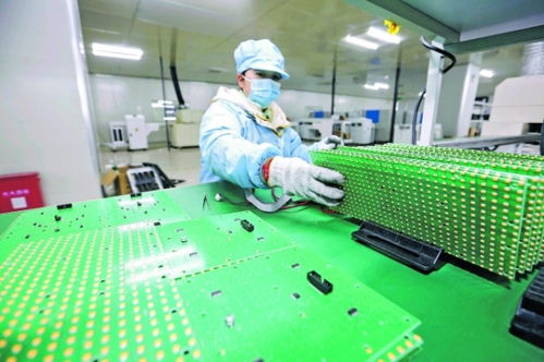 技术引领升级 贵安综保区以商招商构建光电产业生态链