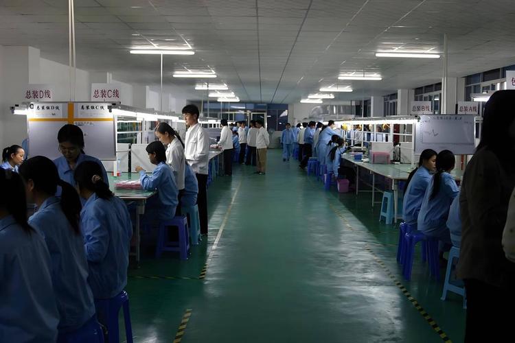 中山大学计算机科学与技术专业,室友进某大厂年薪百万,我考公失败去某